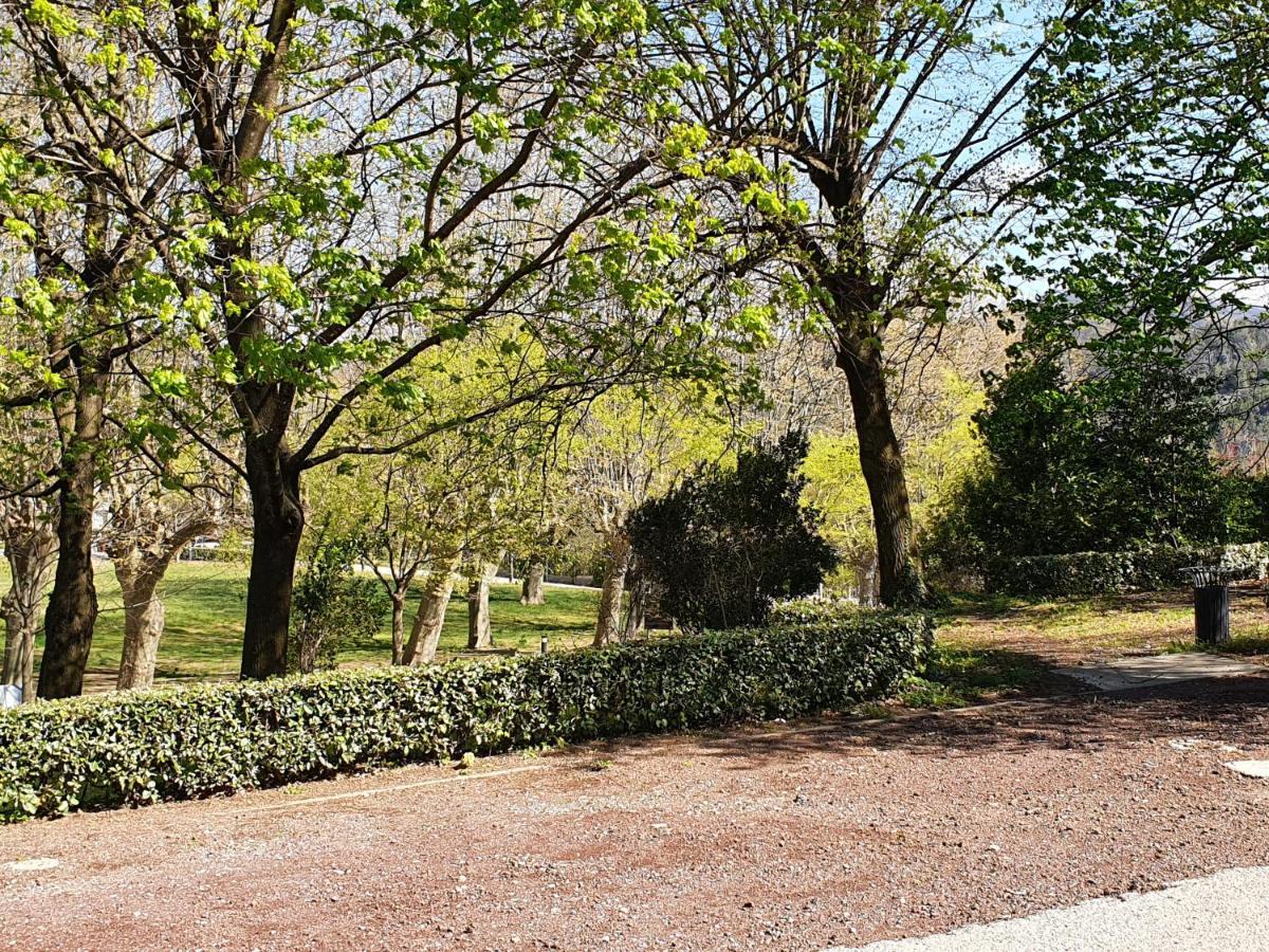 Gites Boullé Meyras Exterior foto